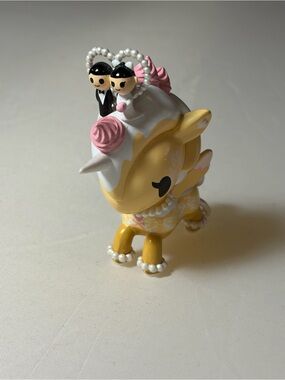 Tokidoki Unicorno Series X 10 Unicorn Eternitee Wedding Figure Toy Blind Bag